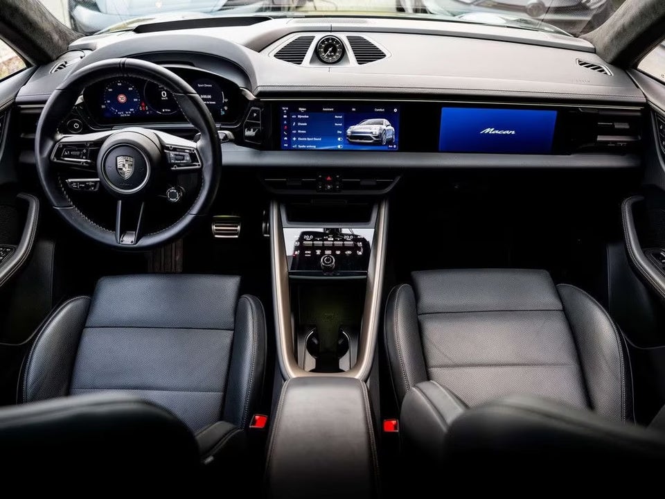 Porsche Macan Turbo 5d