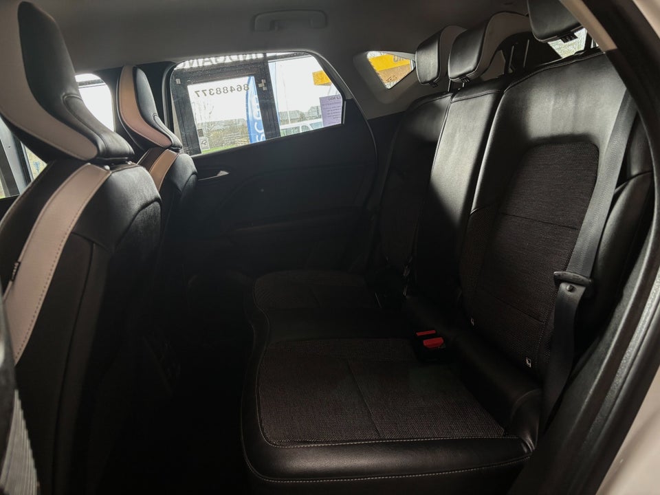 Renault Captur 1,6 E-Tech Intens 5d