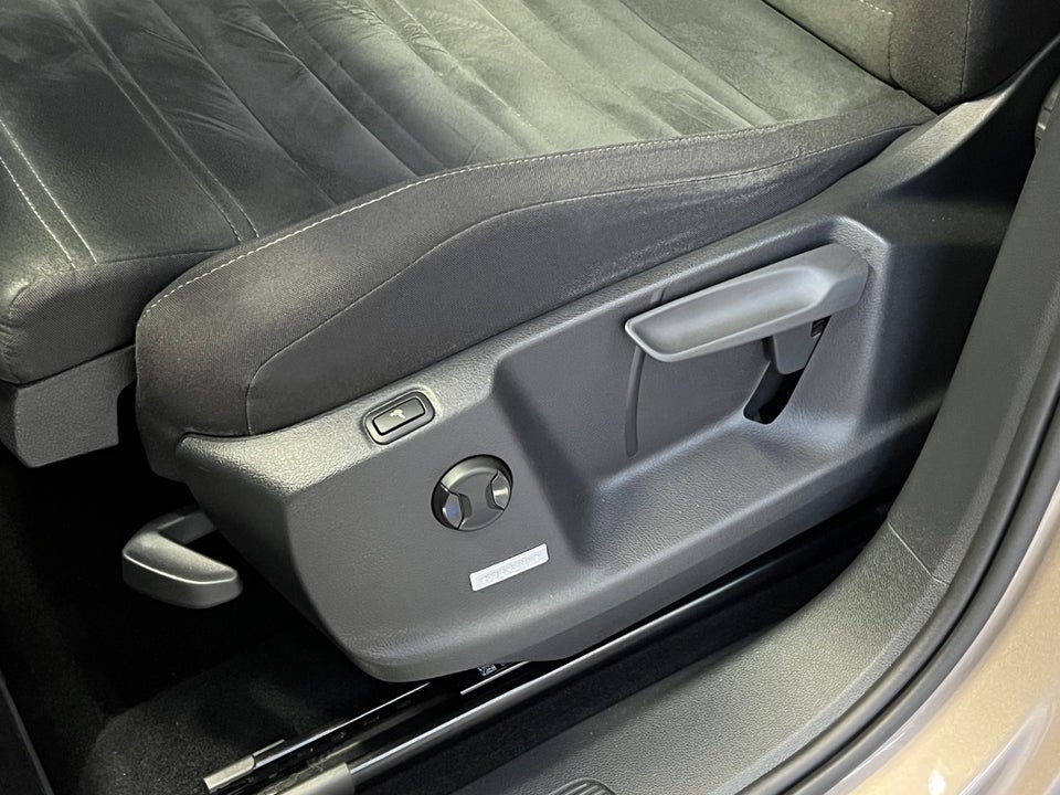 VW Touran 1,5 TSi 150 Highline DSG 7prs 5d