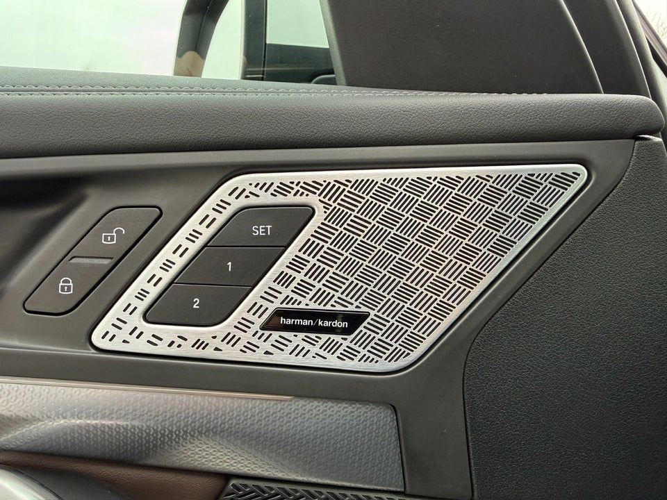 BMW iX1 eDrive20 Fully Charged M-Sport 5d