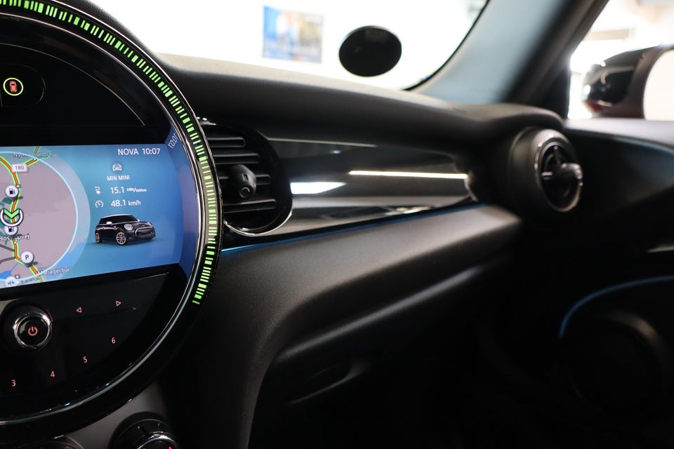 MINI Cooper SE Classic Trim 3d