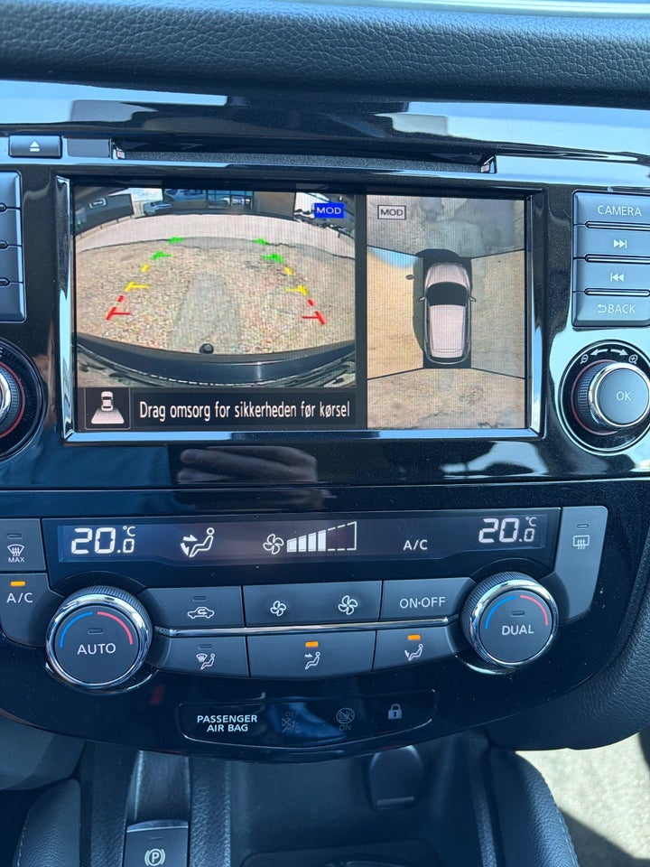 Nissan Qashqai 1,3 Dig-T 140 N-Connecta 5d