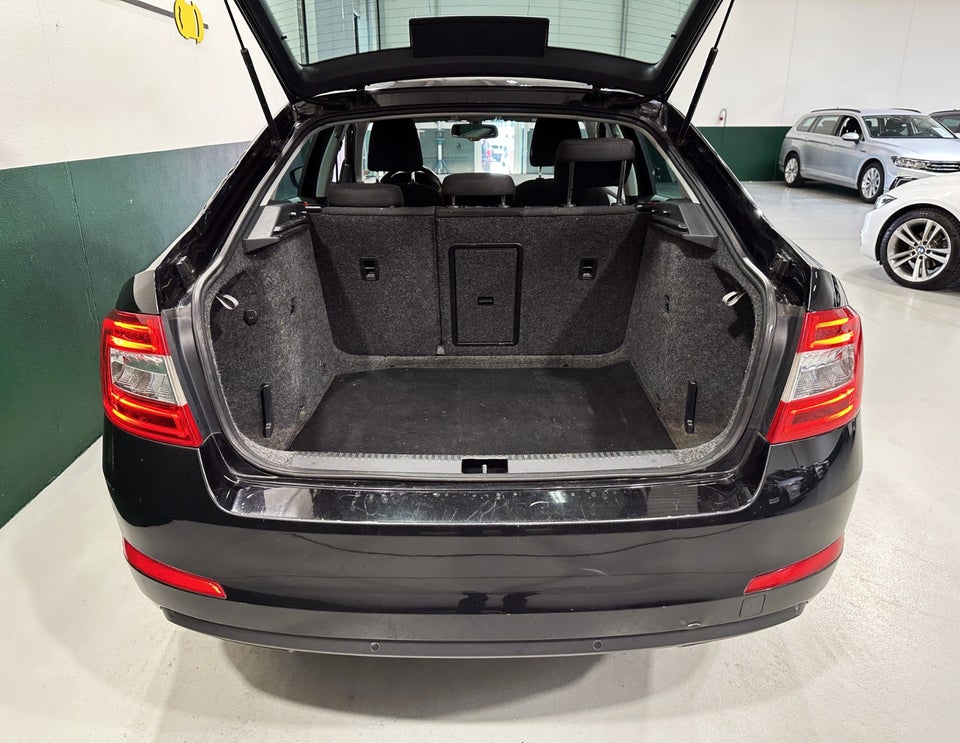 Skoda Octavia 1,6 TDi 110 Ambition 5d