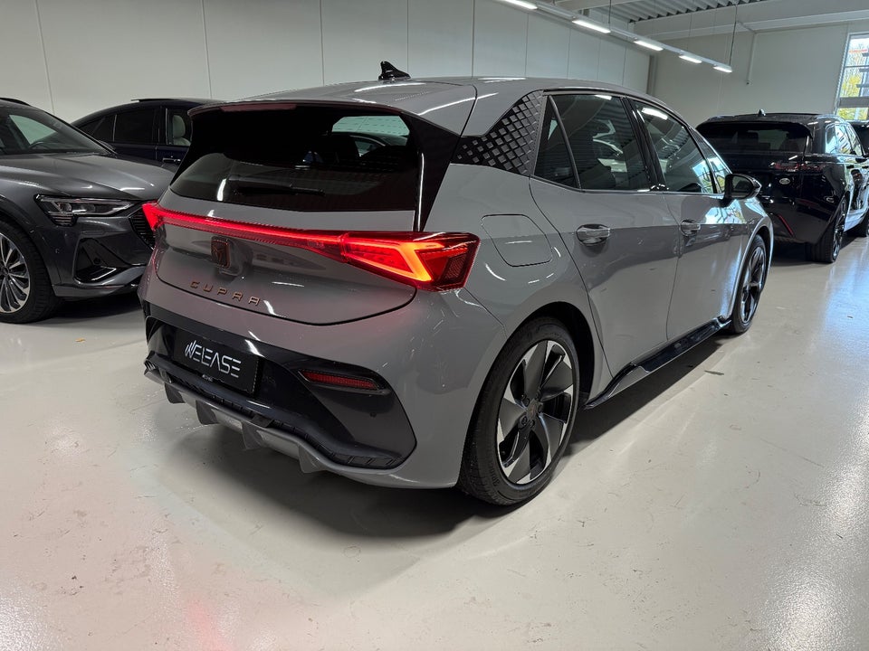 Cupra Born 58 e-Boost 5d