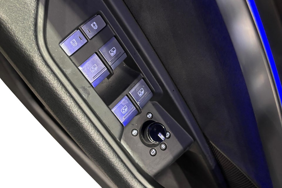 Audi Q8 e-tron 55 S-line quattro 5d