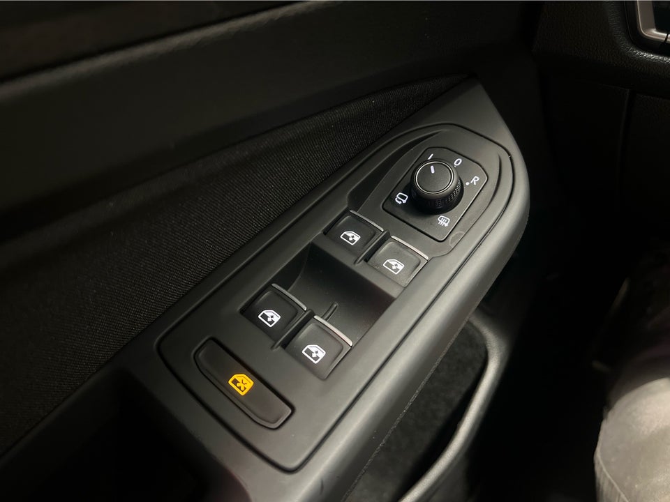 VW Golf VIII 1,4 GTE DSG 5d