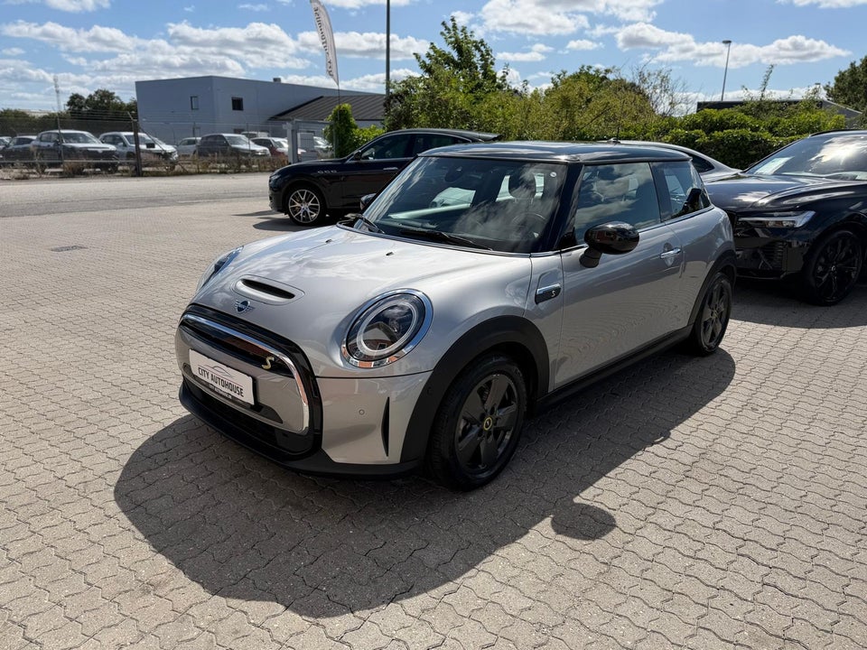 MINI Cooper SE Edition Premium 3d