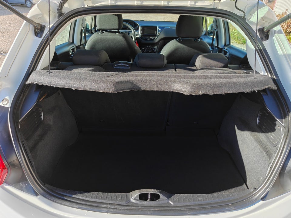 Peugeot 208 1,2 VTi 82 Active 5d