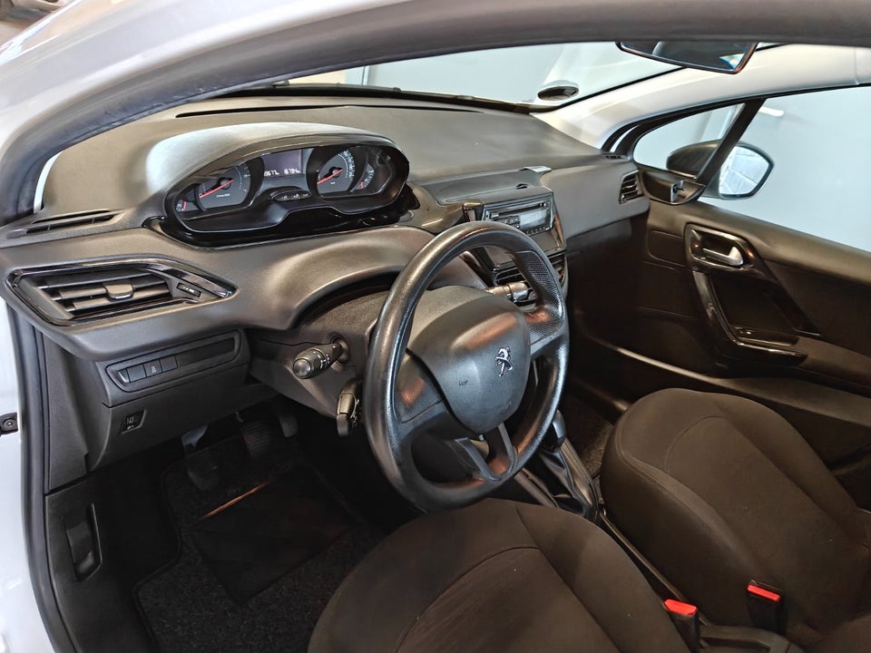 Peugeot 208 1,0 VTi Access 5d