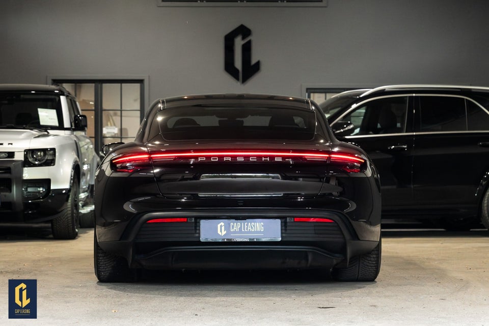 Porsche Taycan 4S Performance+ 4d