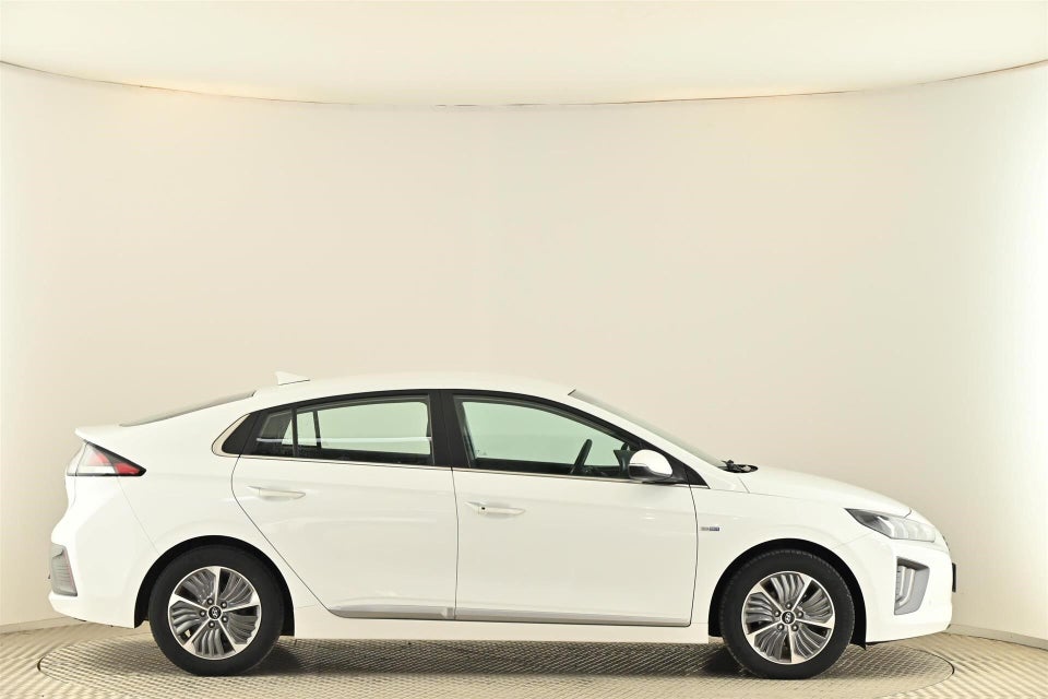 Hyundai Ioniq 1,6 PHEV Premium DCT 5d