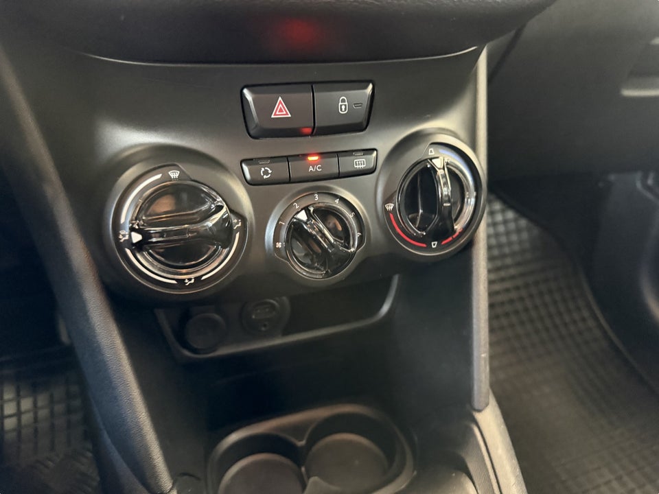 Peugeot 208 1,6 BlueHDi 100 Active 5d
