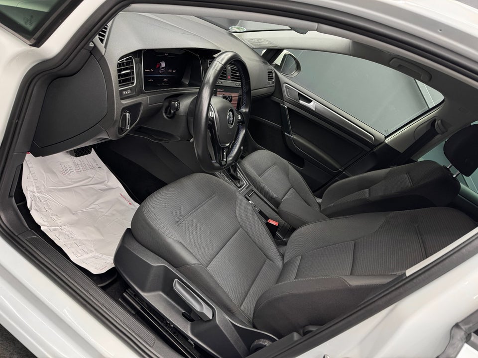 VW e-Golf VII Comfortline 5d