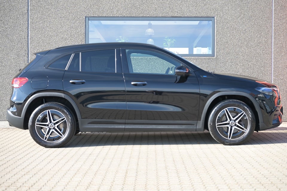 Mercedes EQA250 AMG Line 5d