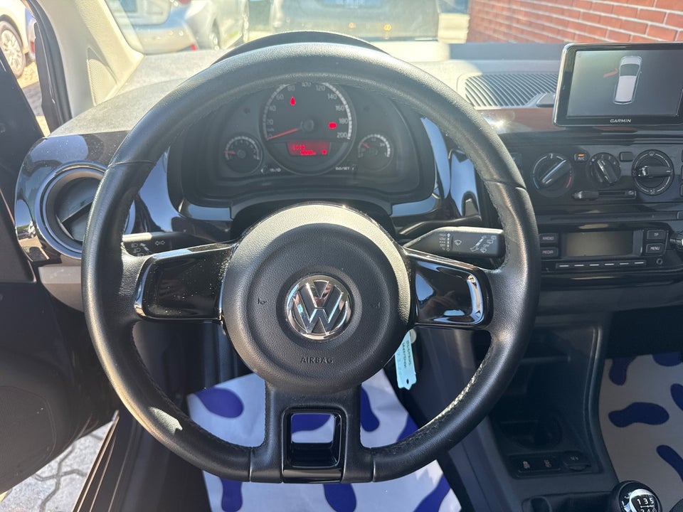 VW Up! 1,0 75 Move Up! BMT 5d