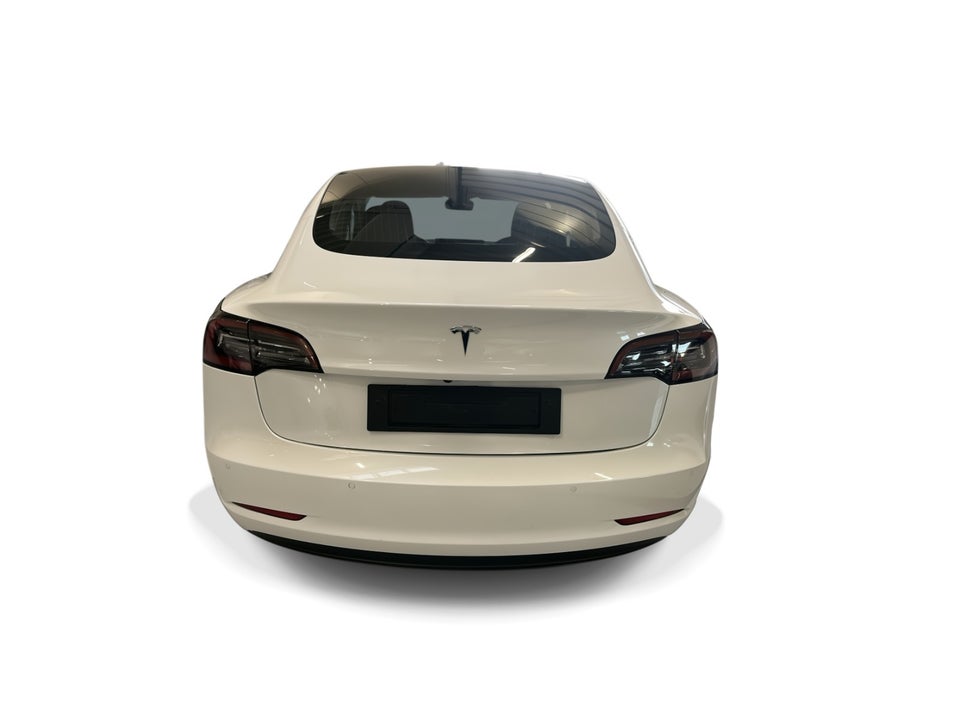 Tesla Model 3 Standard Range+ RWD 4d