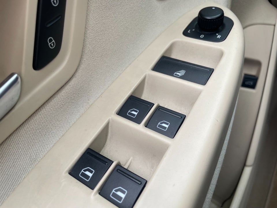 VW Eos 2,0 FSi 2d