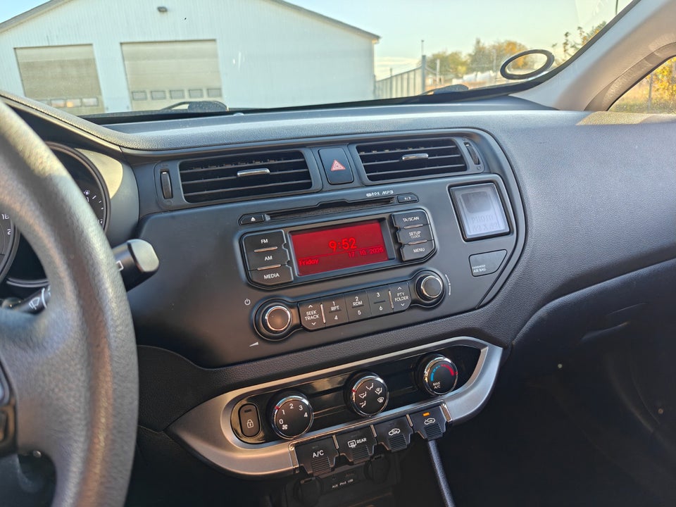 Kia Rio 1,2 CVVT Motion 5d