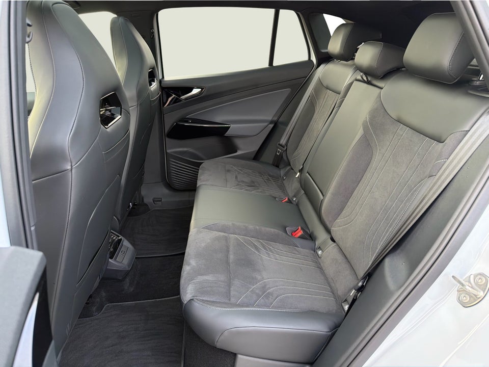 VW ID.4 77 Style Edition 5d