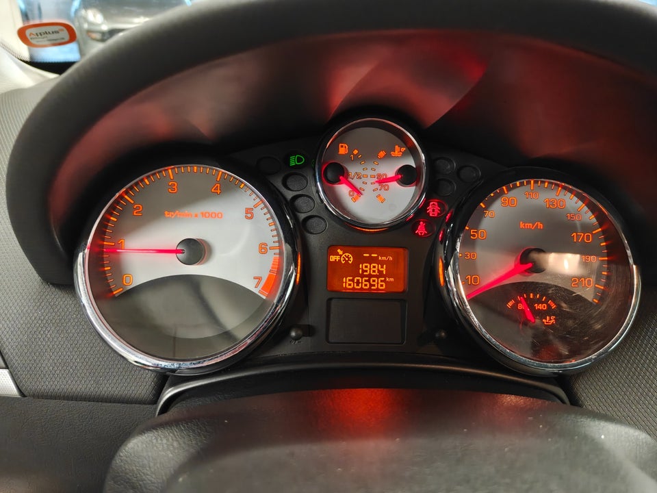 Peugeot 207 1,6 VTi Premium SW 5d