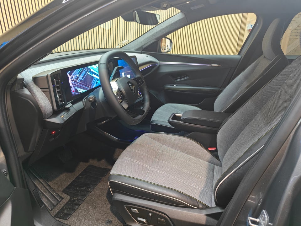 Renault Scenic E-Tech 87 Techno 5d
