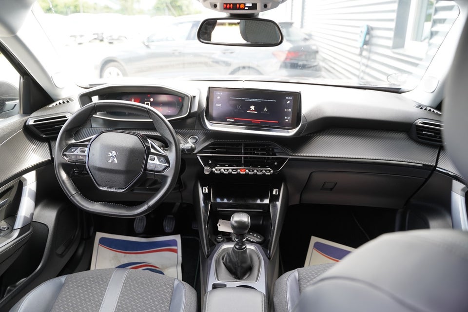 Peugeot 2008 1,2 PureTech 130 Allure Tour 5d
