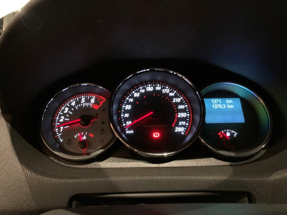 Renault Megane III 2,0 R.S. Trophy R Coupé 3d