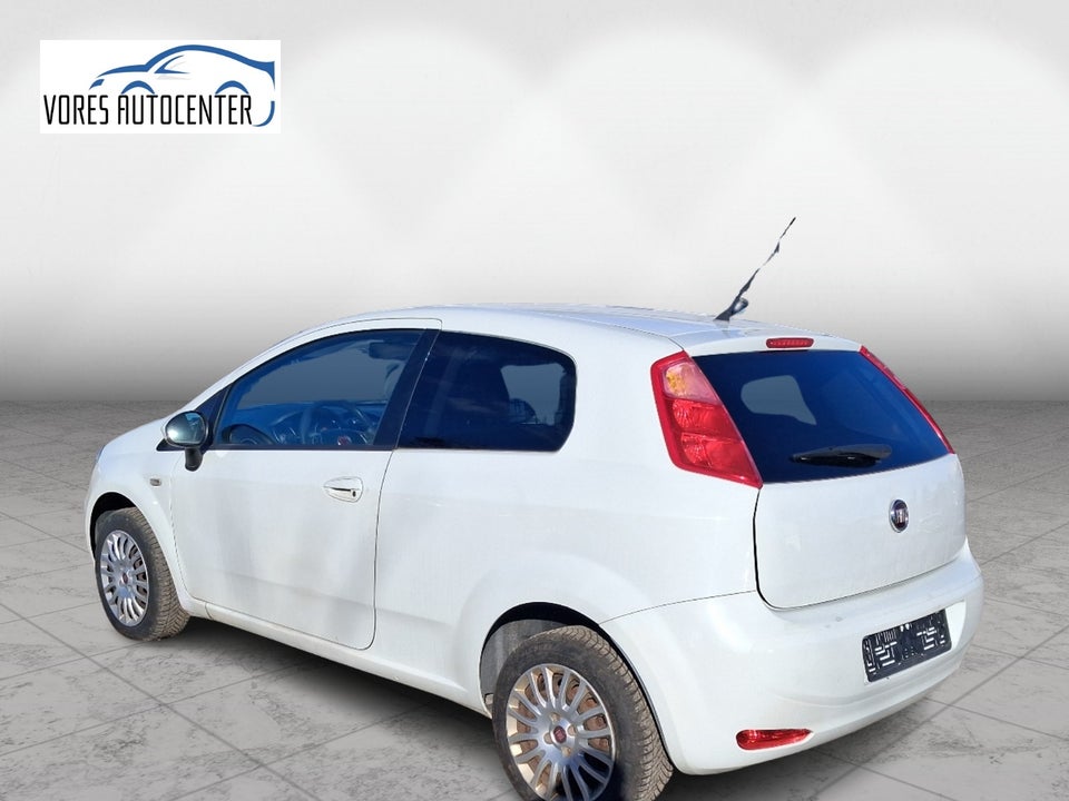 Fiat Punto 1,3 MJT 85 Van 3d