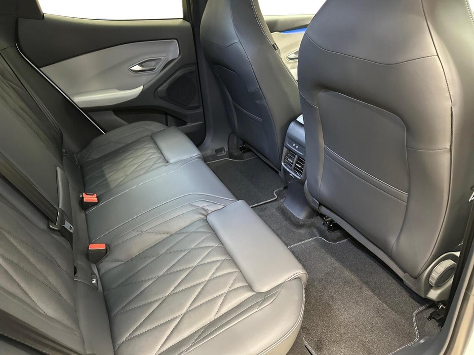 Ford Explorer 82 Premium Extended Range 5d