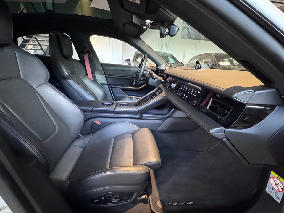 Porsche Taycan 4S Performance+ 4d
