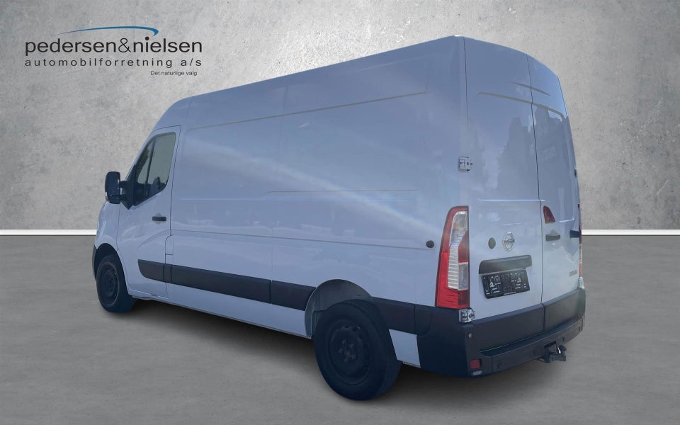 Nissan NV400 2,3 dCi 145 L2H2 Working Star