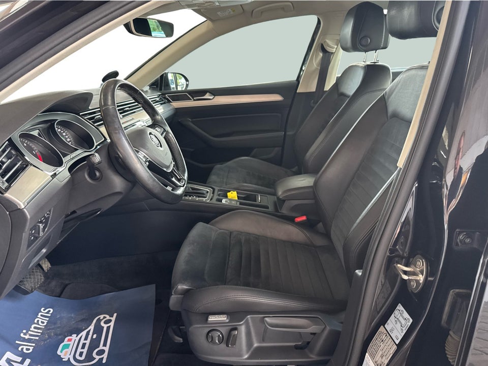 VW Passat 2,0 TDi 150 Highline DSG 4d