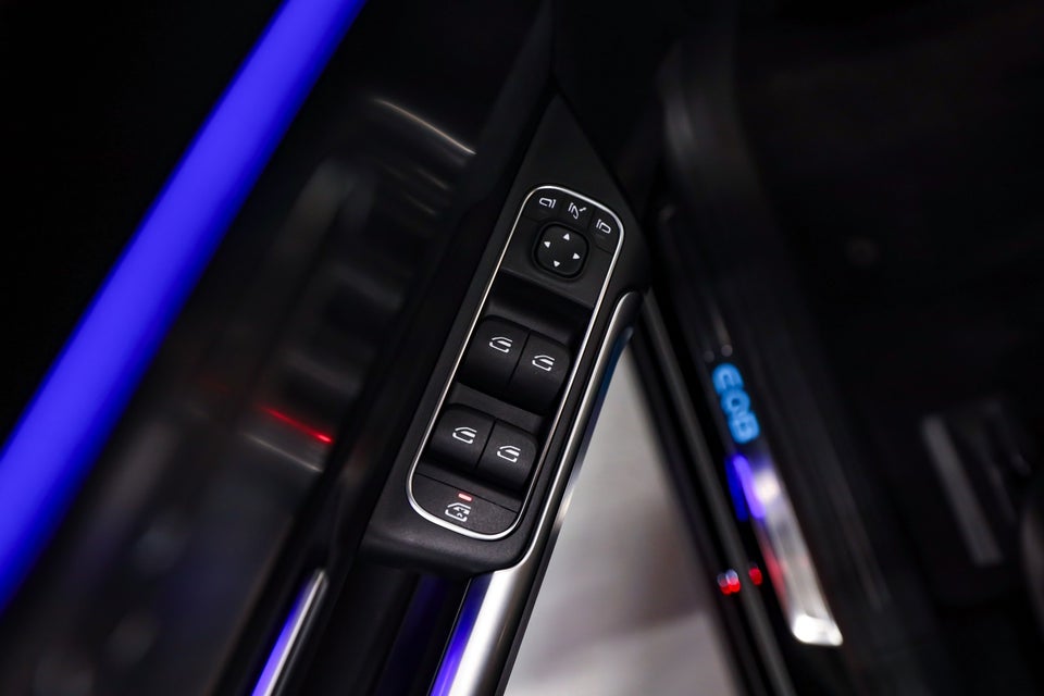 Mercedes EQB250+ AMG Advance 5d