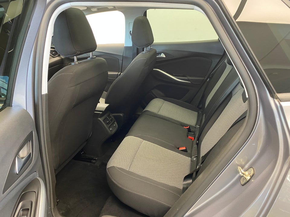 Opel Grandland X 1,2 T 130 Impress 5d