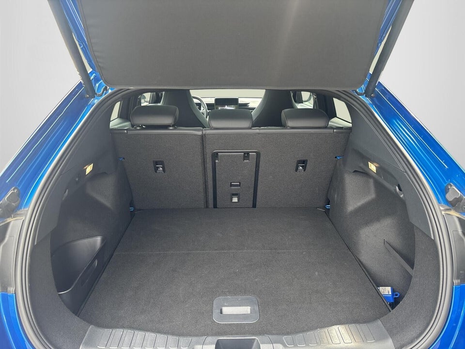 Ford Capri 77 Premium Extended Range 5d