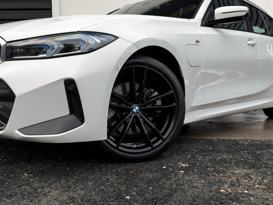 BMW 330e 2,0 Touring M-Sport aut. 5d