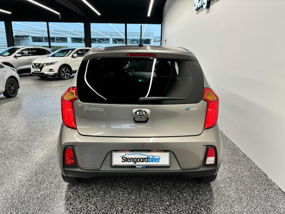 Kia Picanto 1,0 Attraction Sport 5d