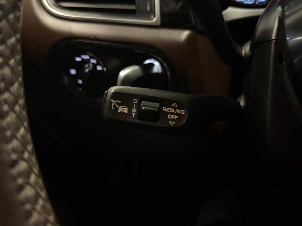 Porsche Macan Turbo 3,6 PDK 5d