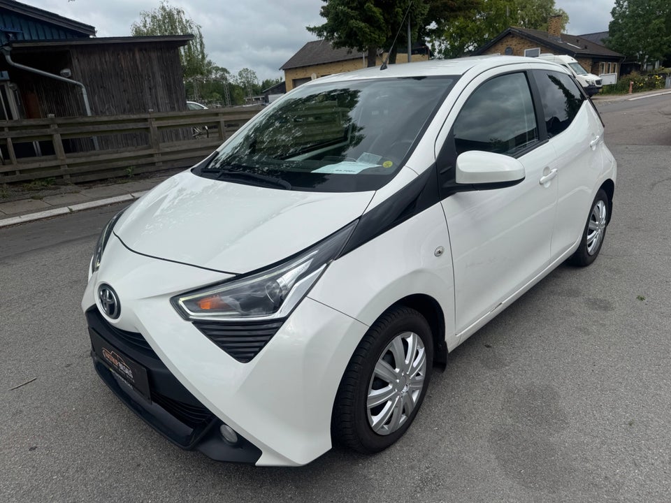 Toyota Aygo 1,0 VVT-i x-cite 5d