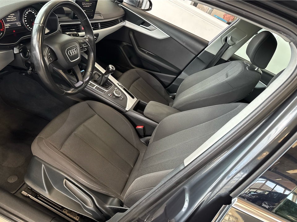 Audi A4 2,0 TDi 150 Sport Avant 5d