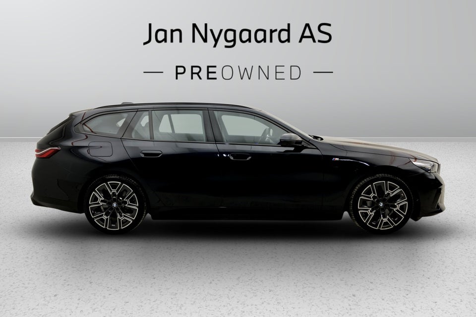 BMW i5 eDrive40 Touring Fully Charged 5d