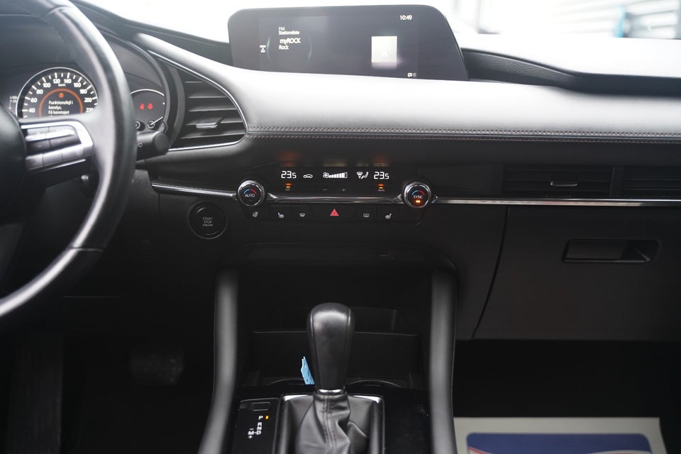 Mazda 3 1,8 SkyActiv-D 116 Sky aut. 5d