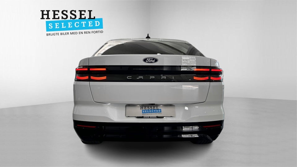 Ford Capri 82 Premium Extended Range 5d