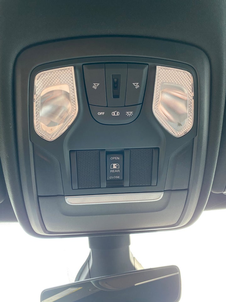 Dodge RAM 1500 5,7 V8 Hemi Laramie Sport aut. 4d