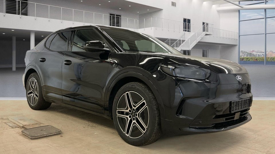 Ford Capri 77 Premium Extended Range 5d