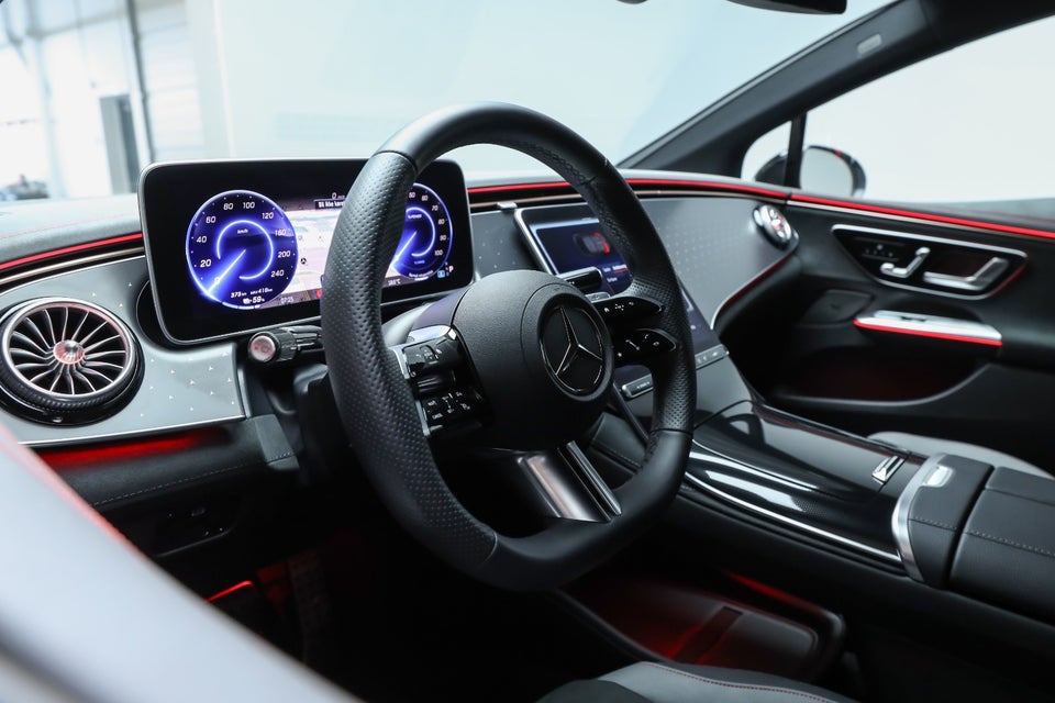Mercedes EQE350+ AMG Line 4d
