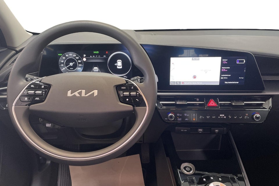 Kia Niro 64 EV Access 5d