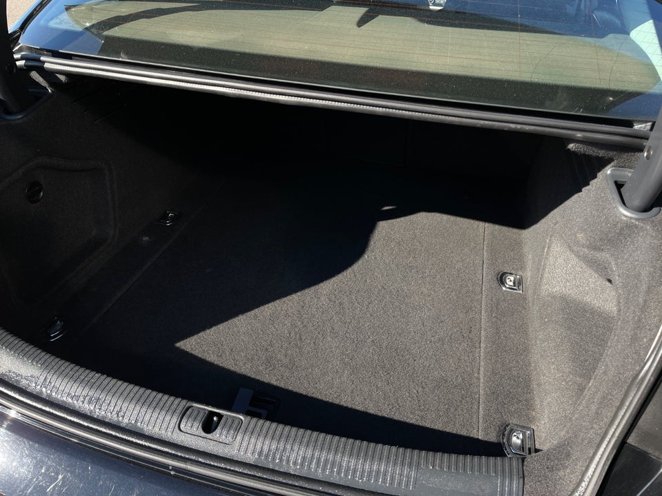 Audi A4 2,0 TDi 150 S-tr. 4d