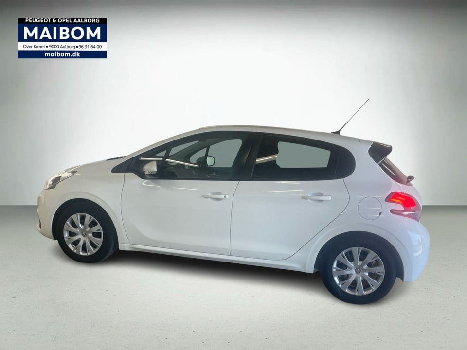Peugeot 208 1,2 VTi 82 Strike 5d