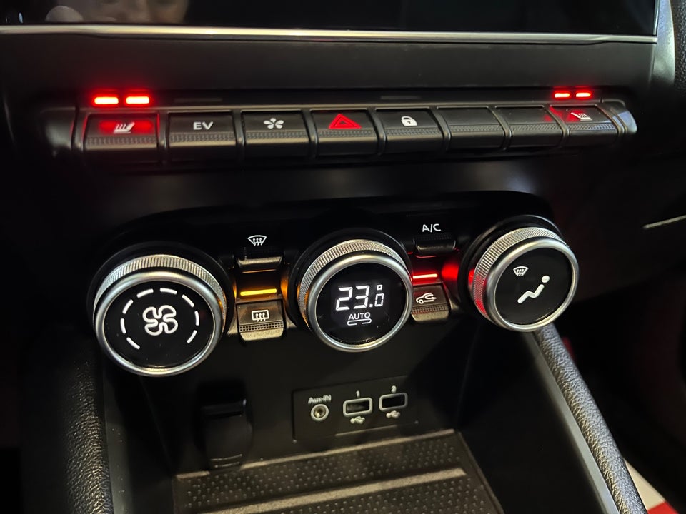 Renault Captur 1,6 E-Tech Intens 5d